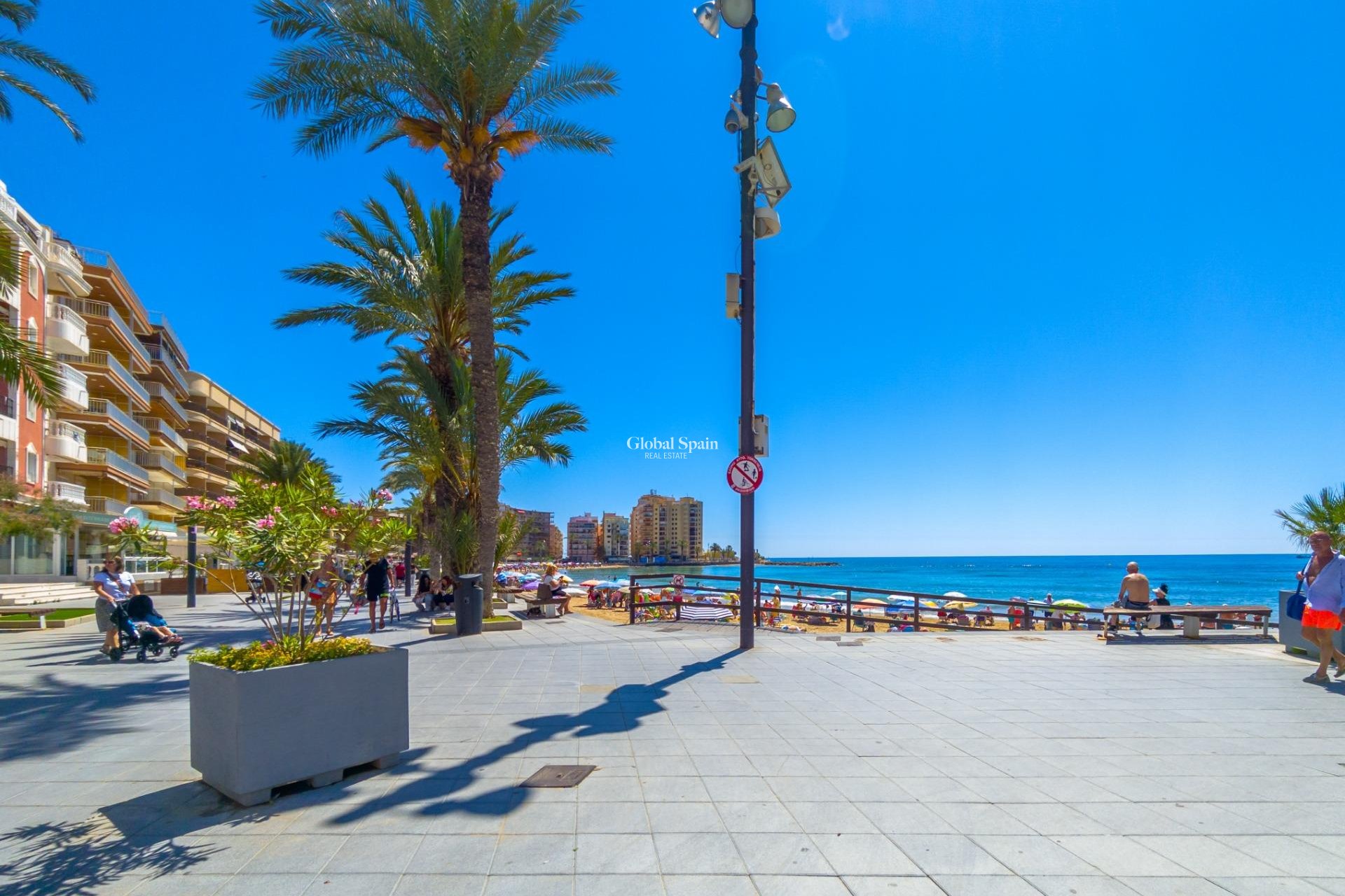 Wiederverkauf - WOHNUNG -
TORREVIEJA - Playa del Cura