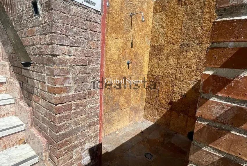 Wiederverkauf - WOHNUNG -
TORREVIEJA - Playa del Cura