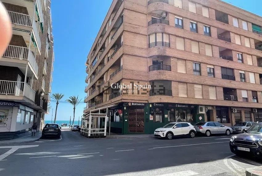 Wiederverkauf - WOHNUNG -
TORREVIEJA - Playa del Cura