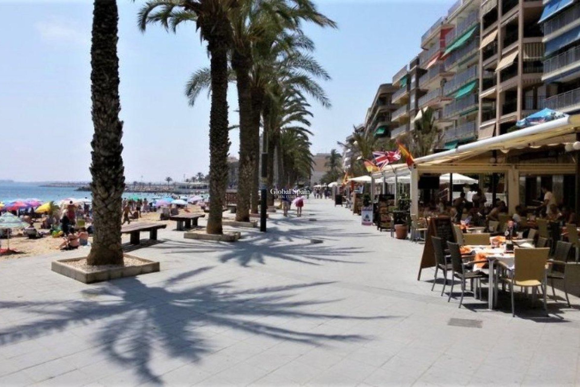Wiederverkauf - WOHNUNG -
TORREVIEJA - Playa del Cura