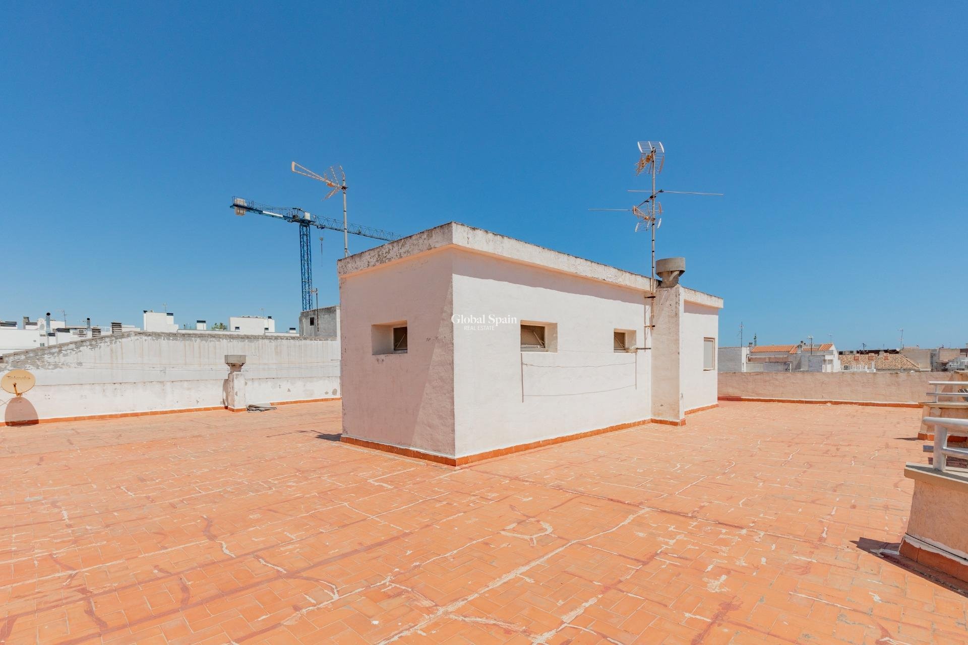 Wiederverkauf - WOHNUNG -
TORREVIEJA - Playa del cura