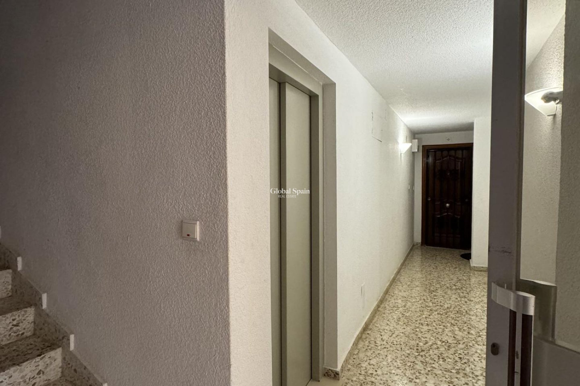 Wiederverkauf - WOHNUNG -
TORREVIEJA - Playa del Cura