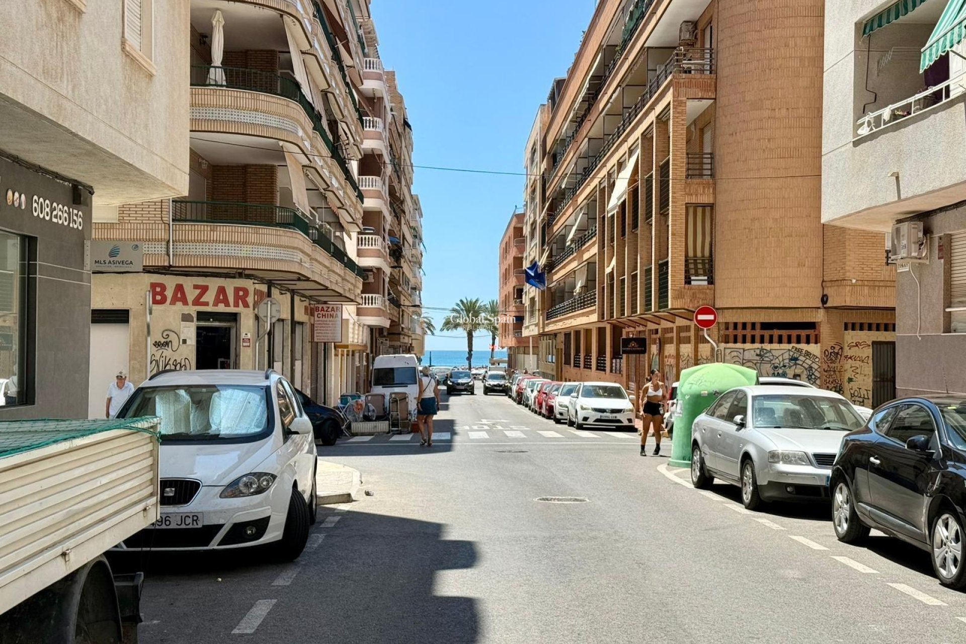 Wiederverkauf - WOHNUNG -
TORREVIEJA - Playa del Cura