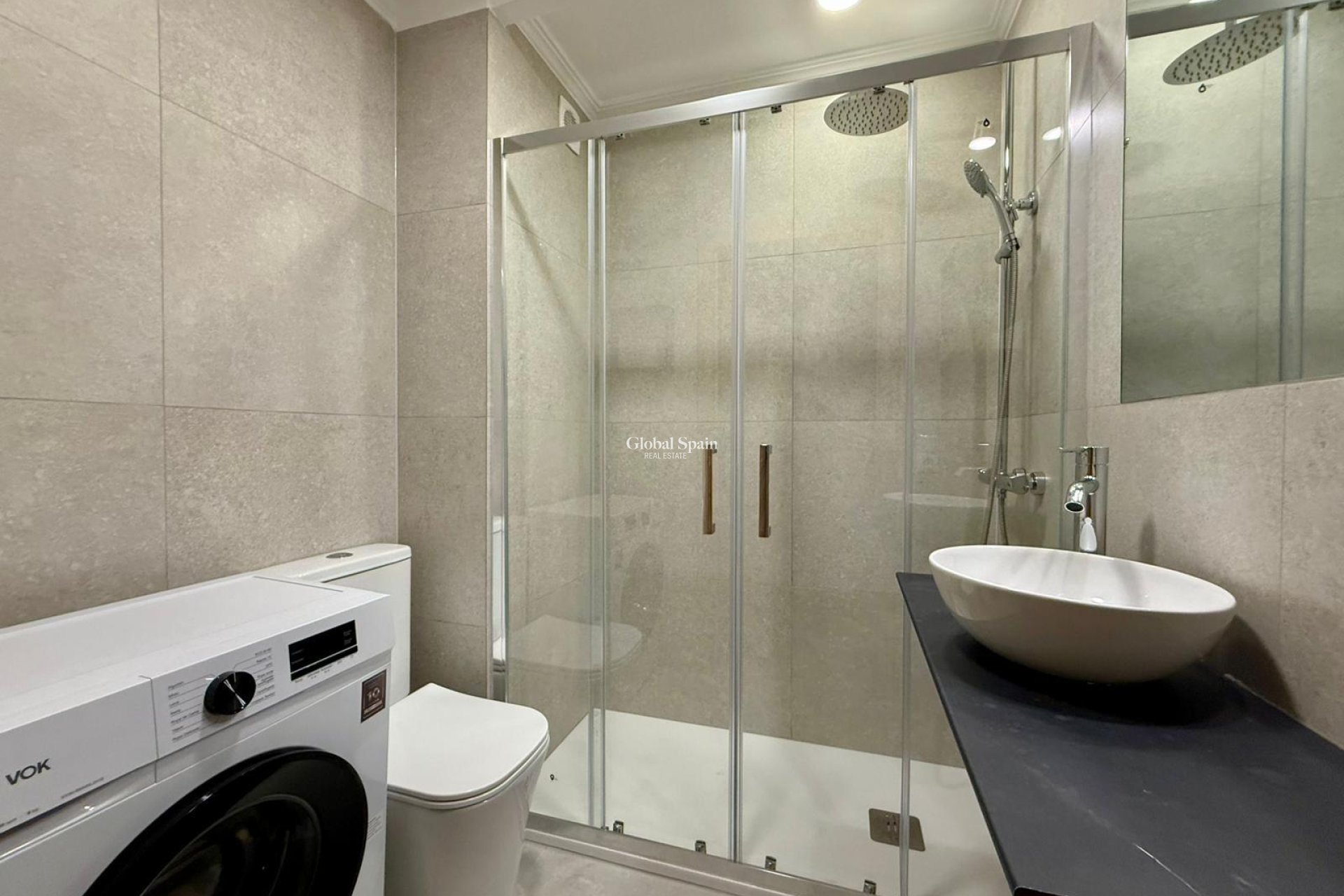Wiederverkauf - WOHNUNG -
TORREVIEJA - Playa del Cura