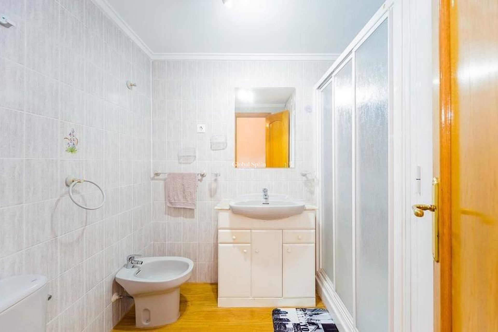 Wiederverkauf - WOHNUNG -
TORREVIEJA - Playa del Cura