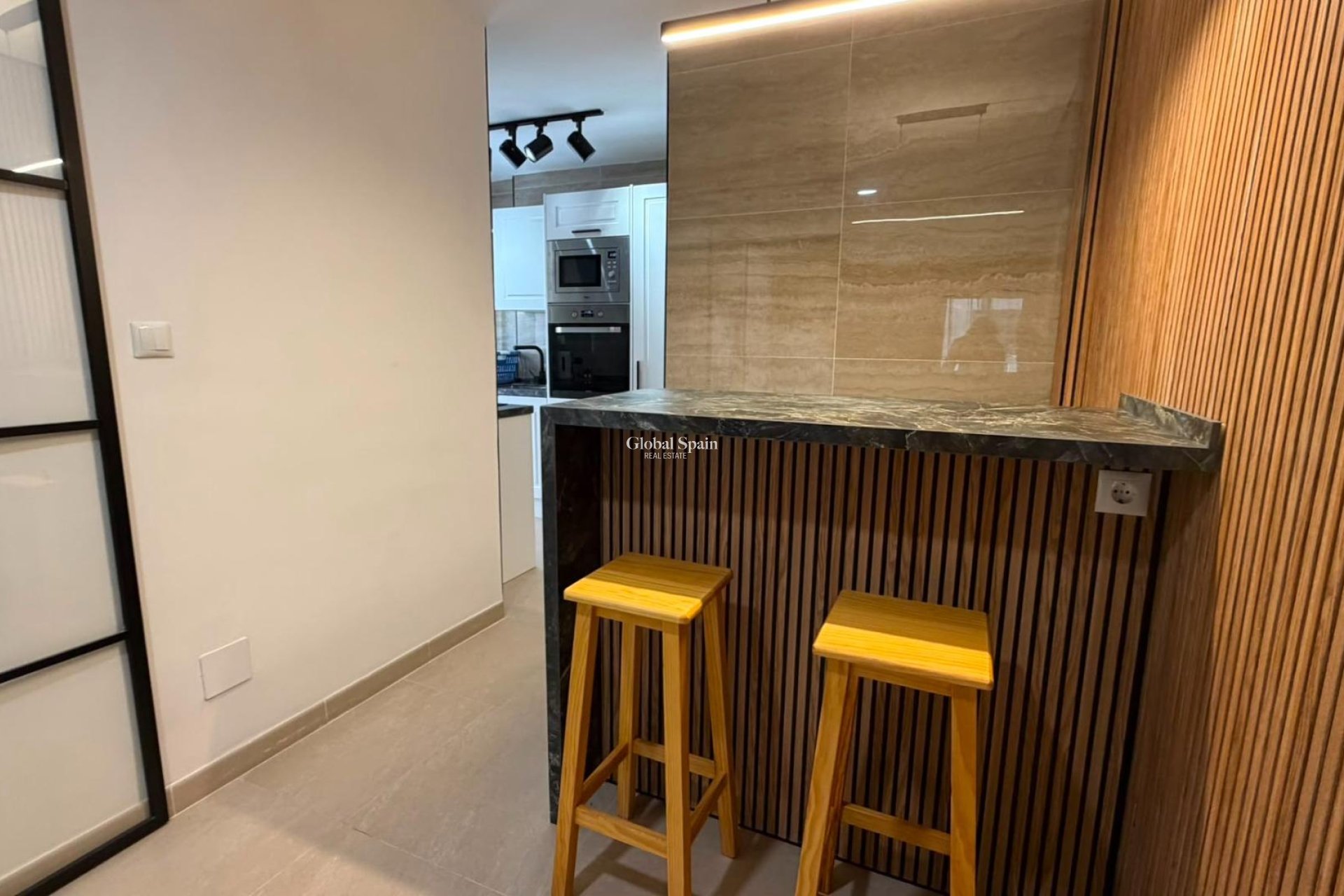 Wiederverkauf - WOHNUNG -
TORREVIEJA - Playa del Cura