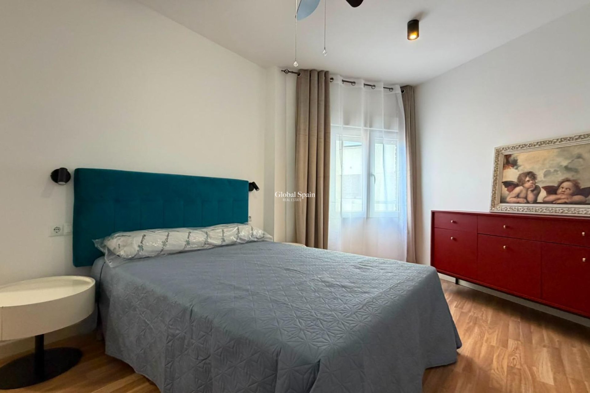 Wiederverkauf - WOHNUNG -
TORREVIEJA - Playa del Cura