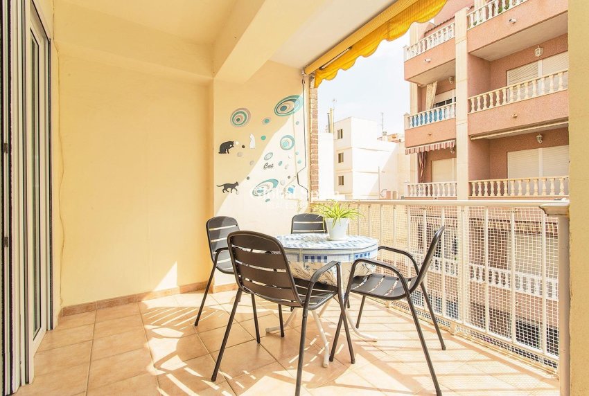 Wiederverkauf - WOHNUNG -
TORREVIEJA - Playa del Cura