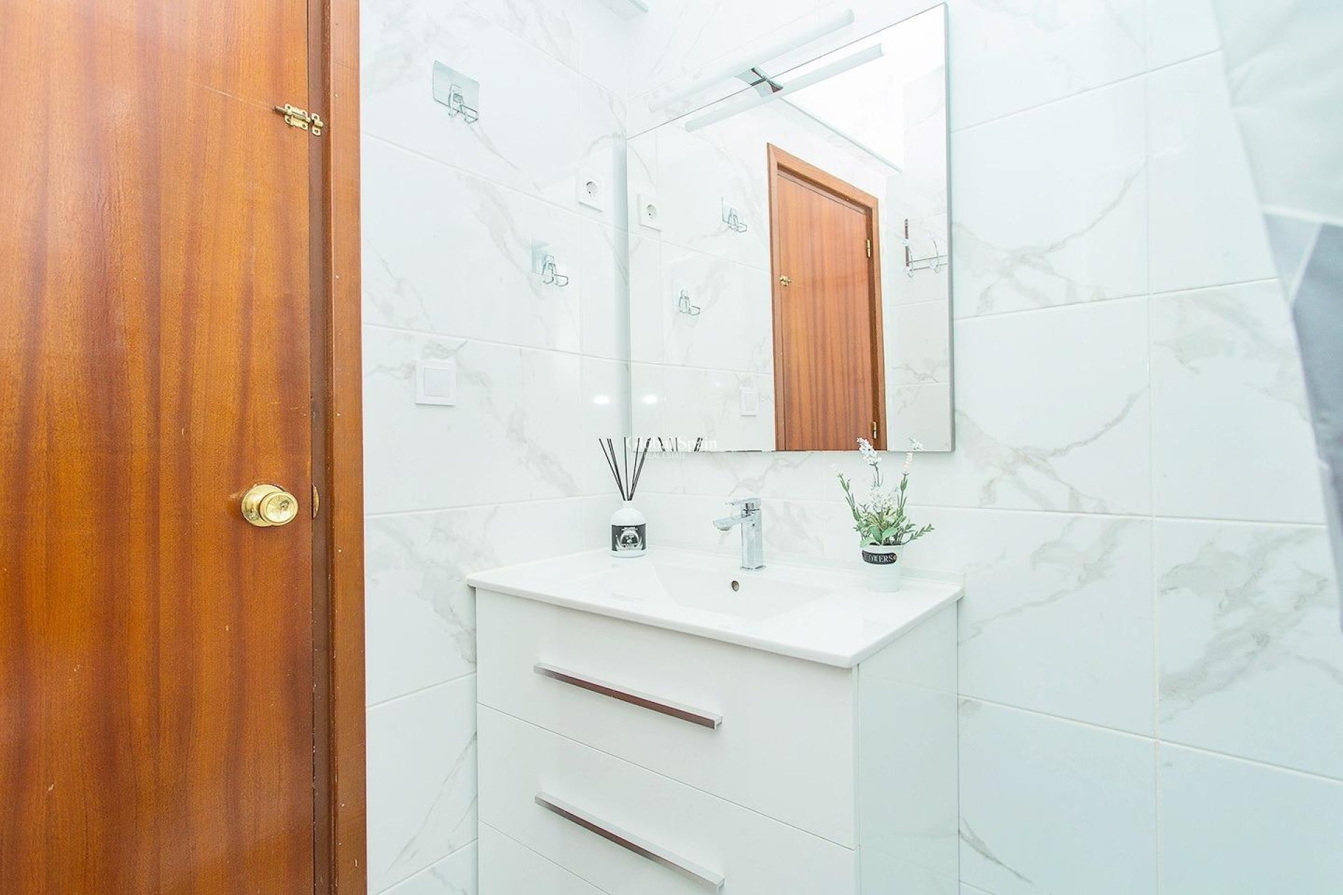 Wiederverkauf - WOHNUNG -
TORREVIEJA - Playa del Cura