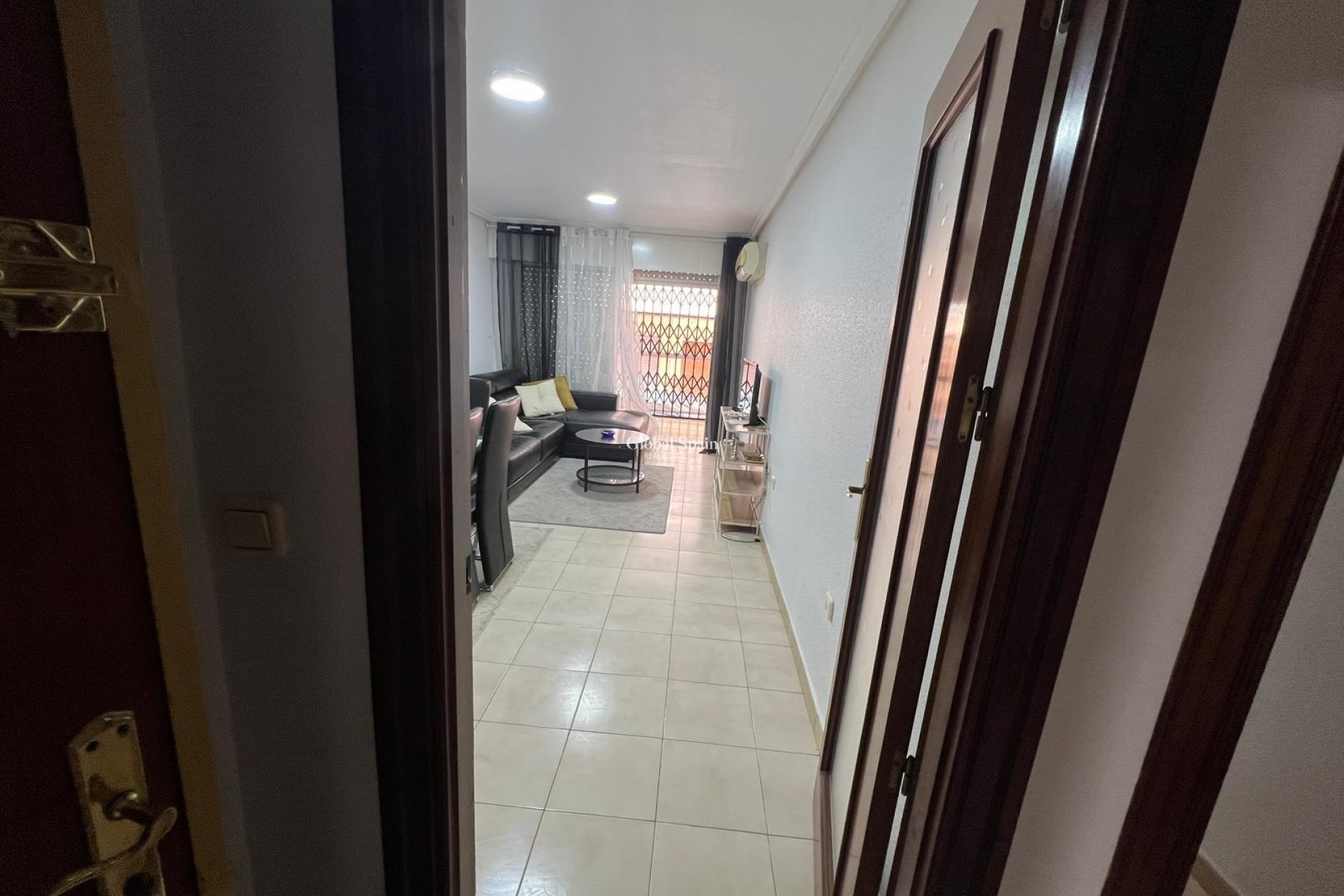 Wiederverkauf - WOHNUNG -
TORREVIEJA - Playa del Cura
