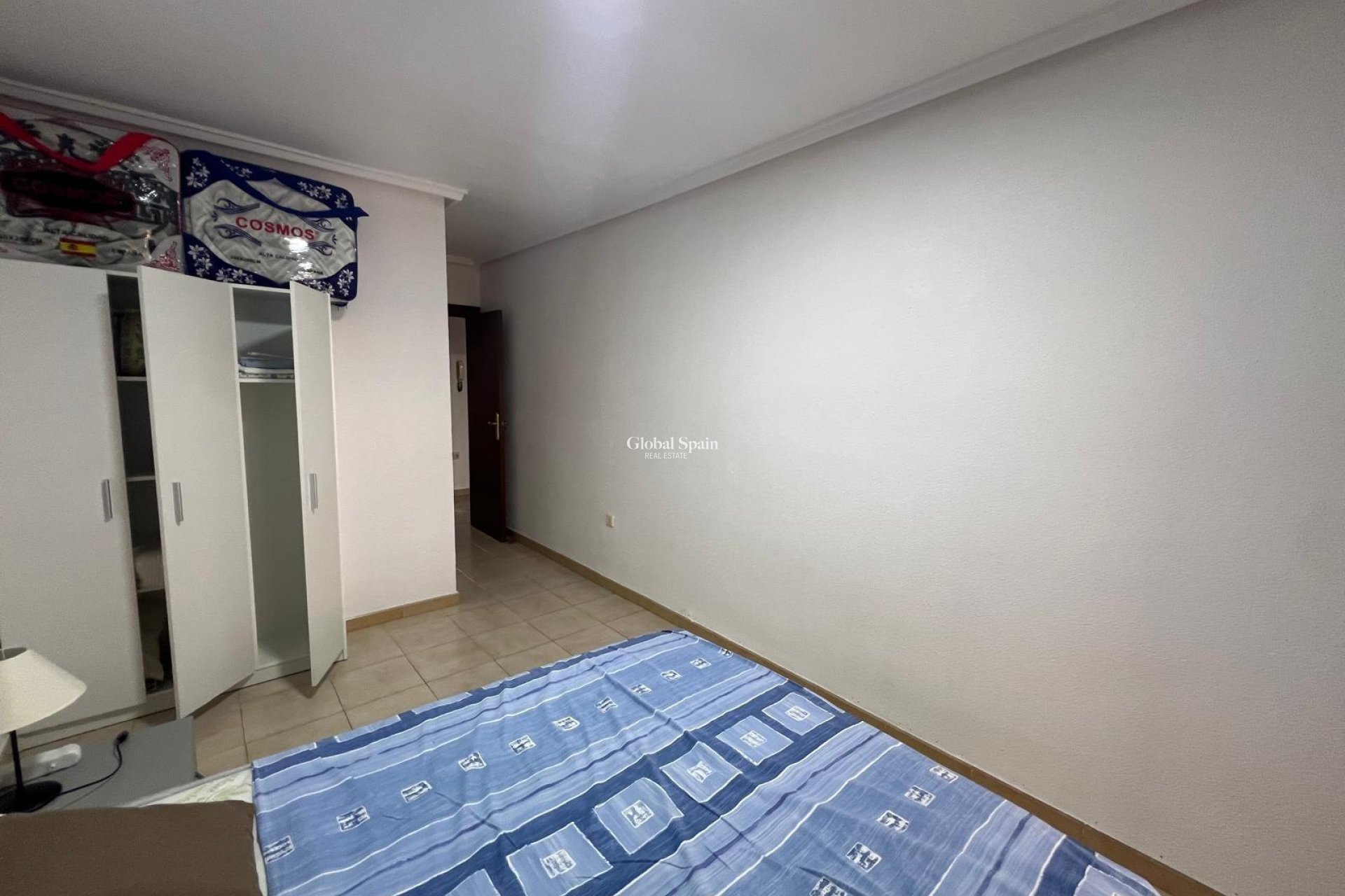 Wiederverkauf - WOHNUNG -
TORREVIEJA - Playa del Cura