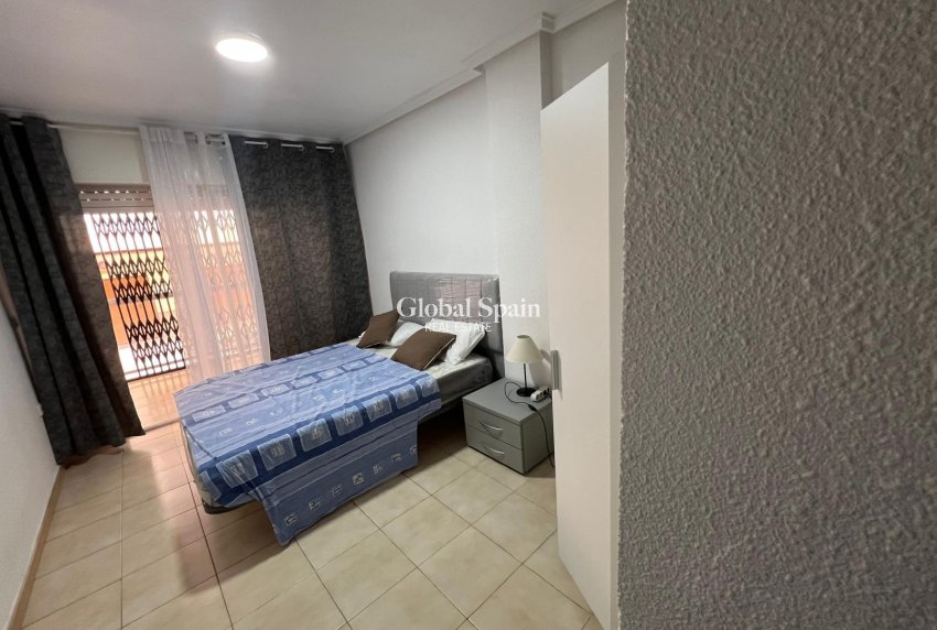 Wiederverkauf - WOHNUNG -
TORREVIEJA - Playa del Cura