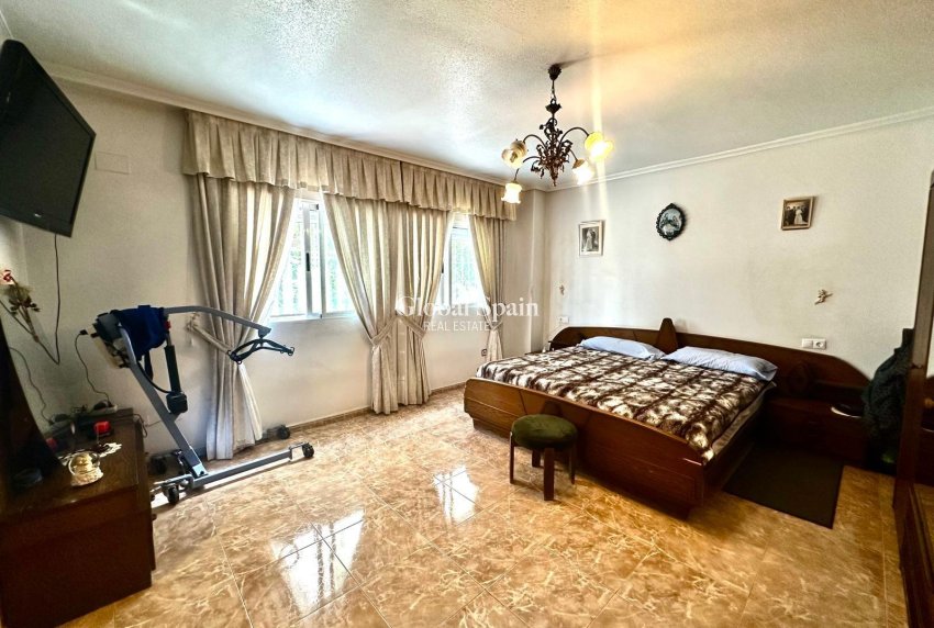 Wiederverkauf - WOHNUNG -
TORREVIEJA - Playa del Cura
