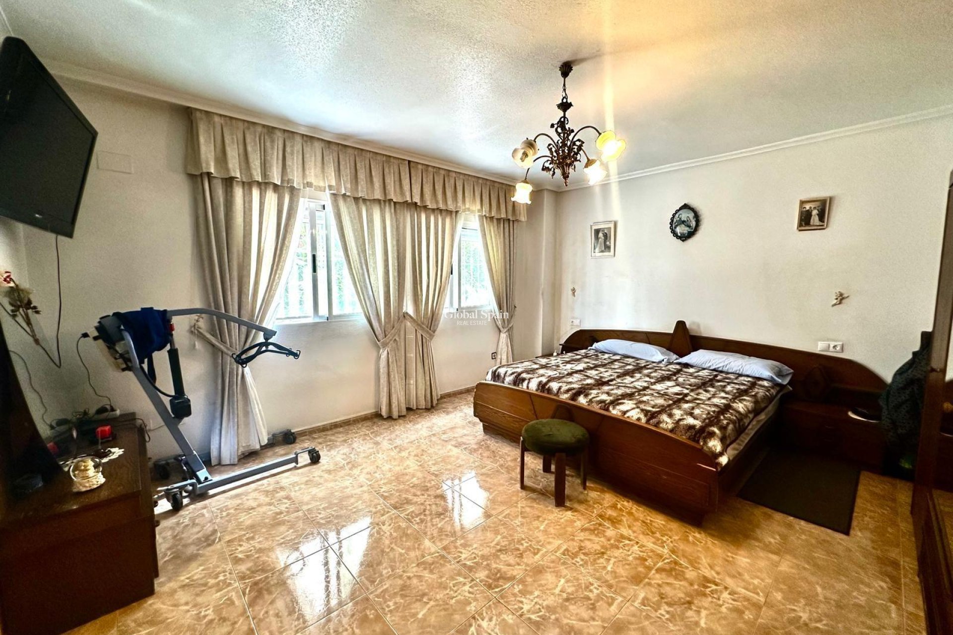 Wiederverkauf - WOHNUNG -
TORREVIEJA - Playa del Cura