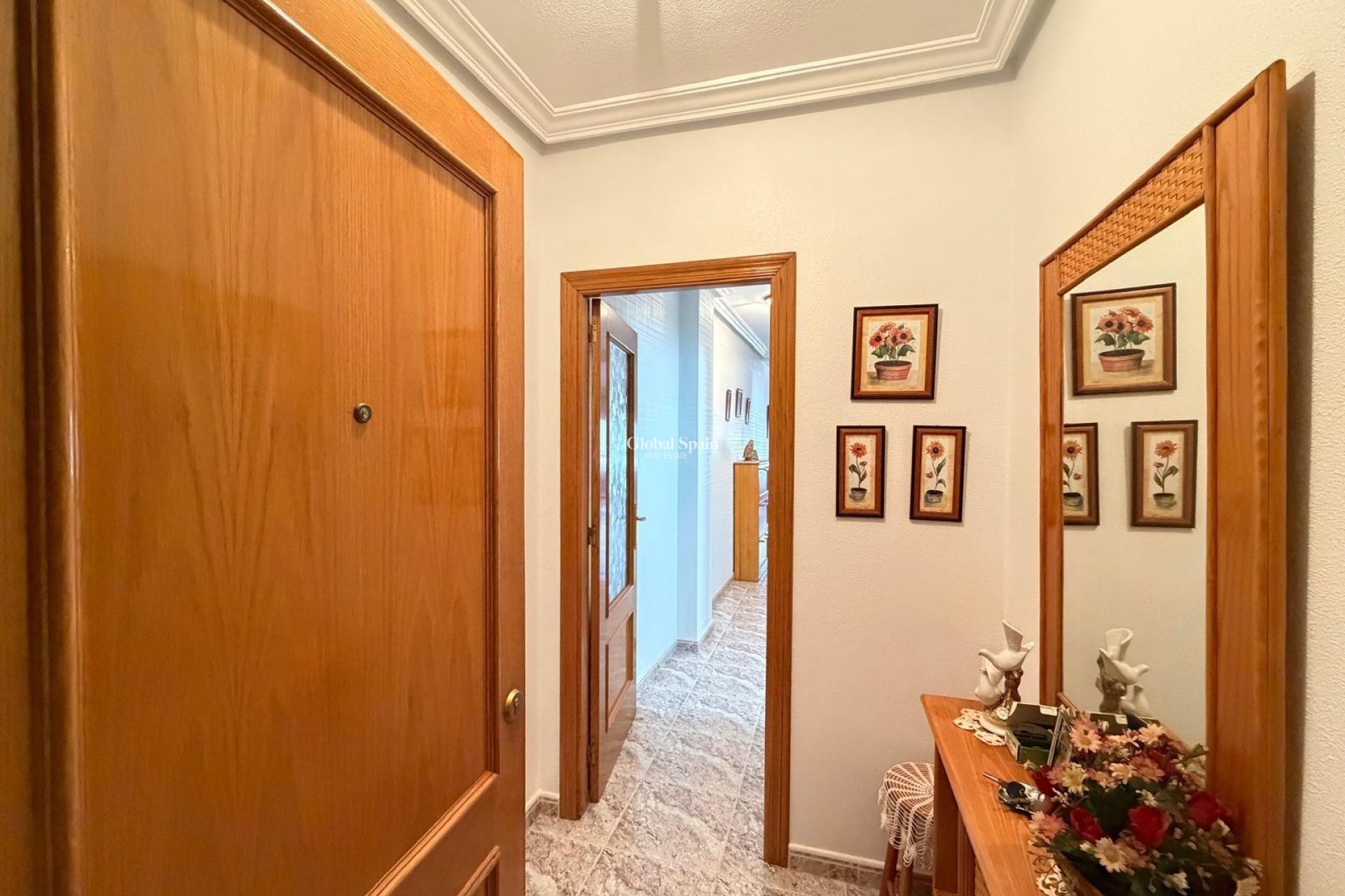Wiederverkauf - WOHNUNG -
TORREVIEJA - Playa del Cura