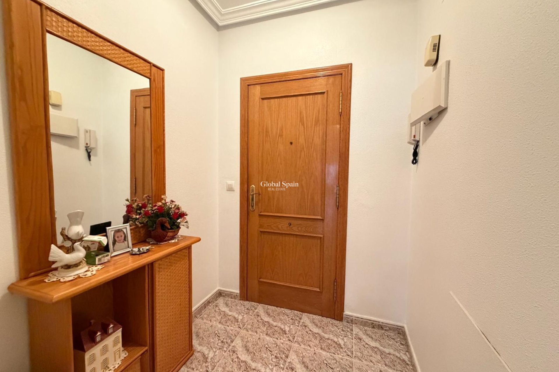 Wiederverkauf - WOHNUNG -
TORREVIEJA - Playa del Cura