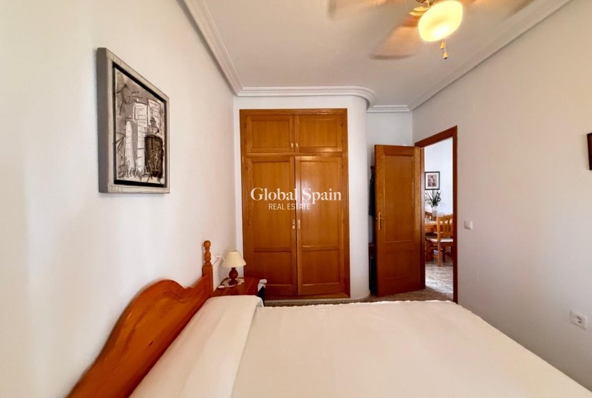 Wiederverkauf - WOHNUNG -
TORREVIEJA - Playa del Cura