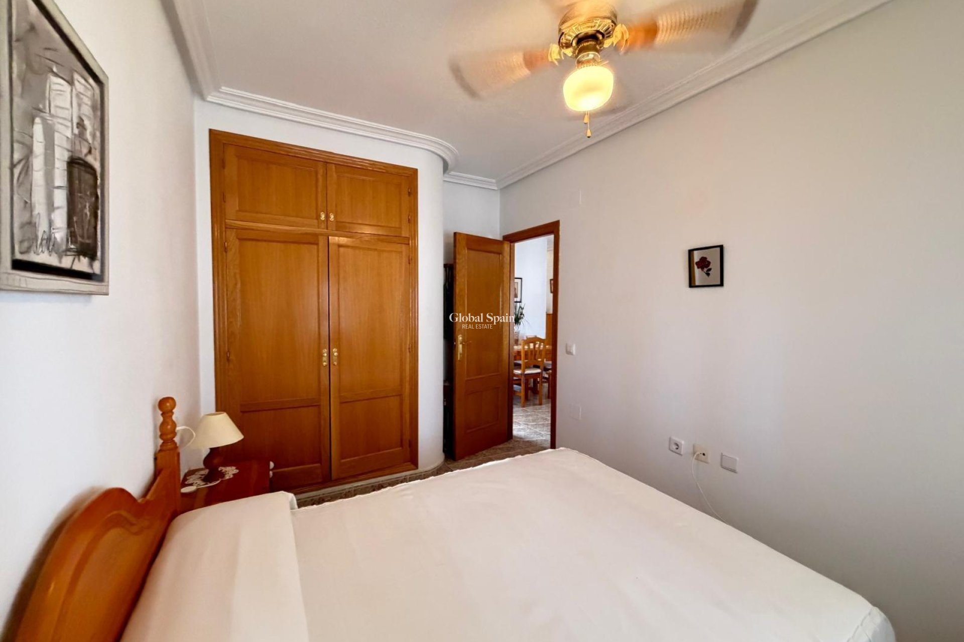 Wiederverkauf - WOHNUNG -
TORREVIEJA - Playa del Cura