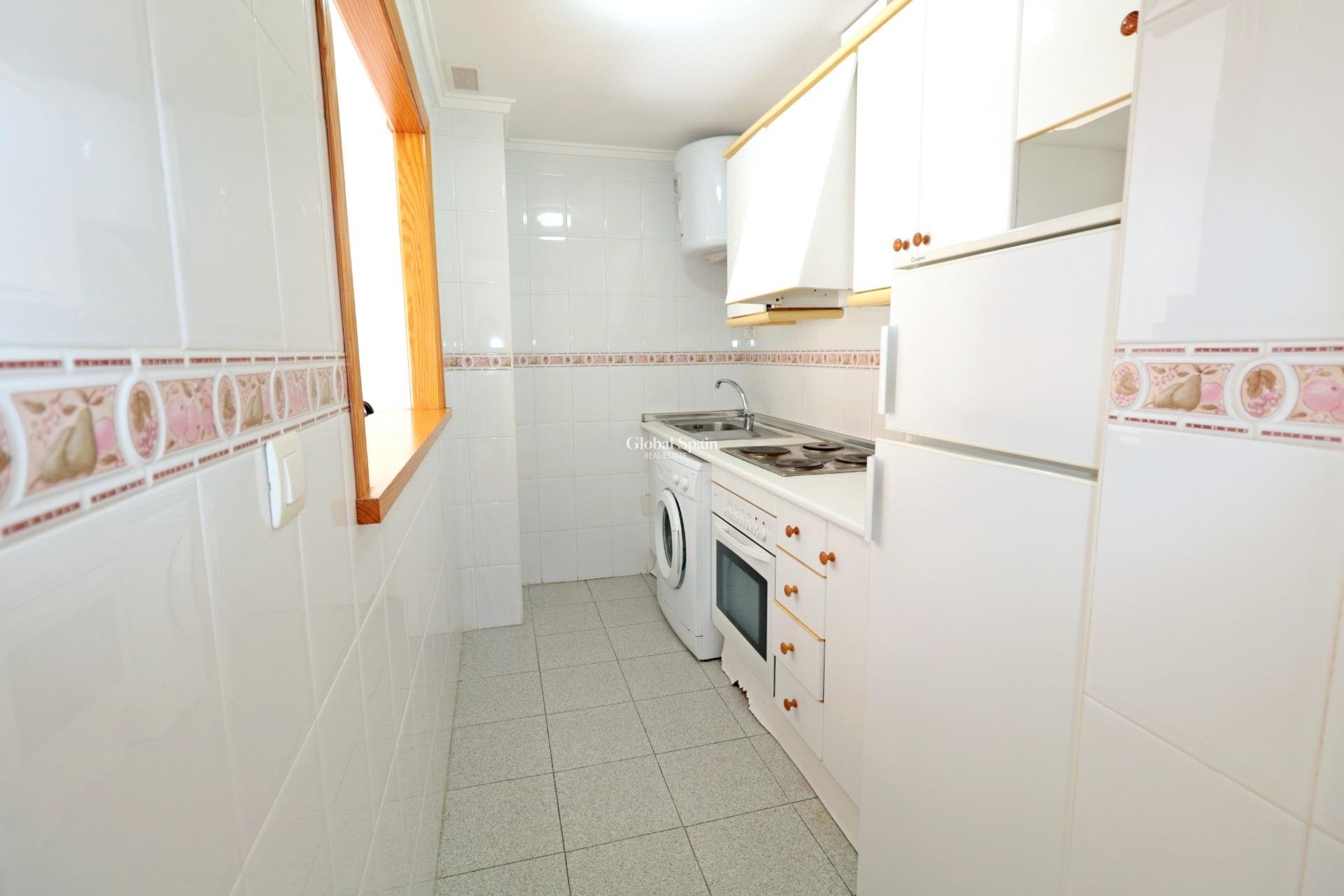 Wiederverkauf - WOHNUNG -
TORREVIEJA - Playa del Cura