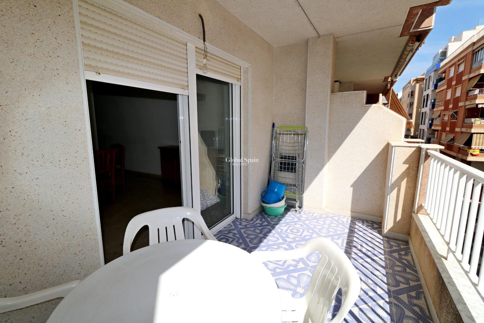 Wiederverkauf - WOHNUNG -
TORREVIEJA - Playa del Cura
