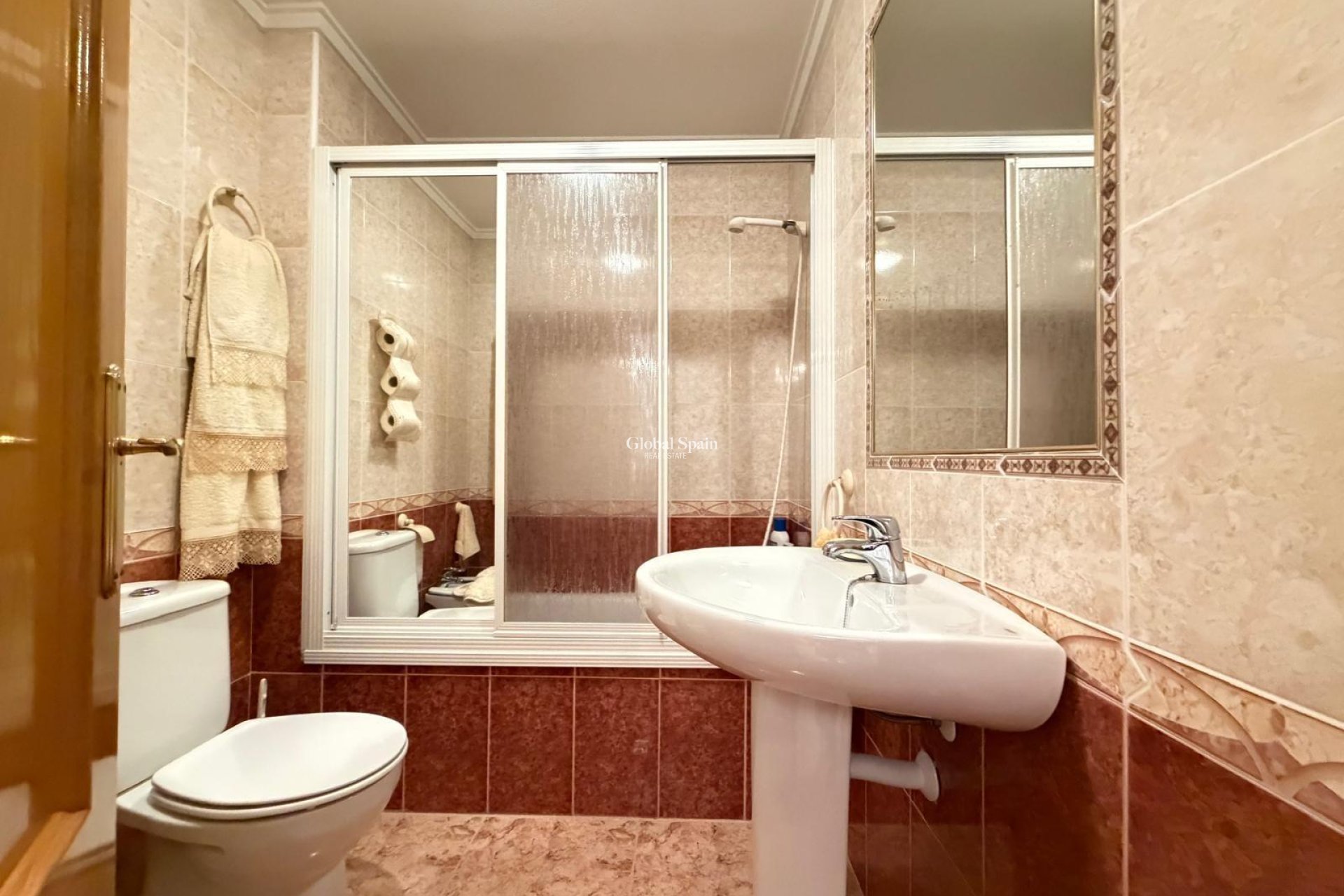 Wiederverkauf - WOHNUNG -
TORREVIEJA - Playa del Cura