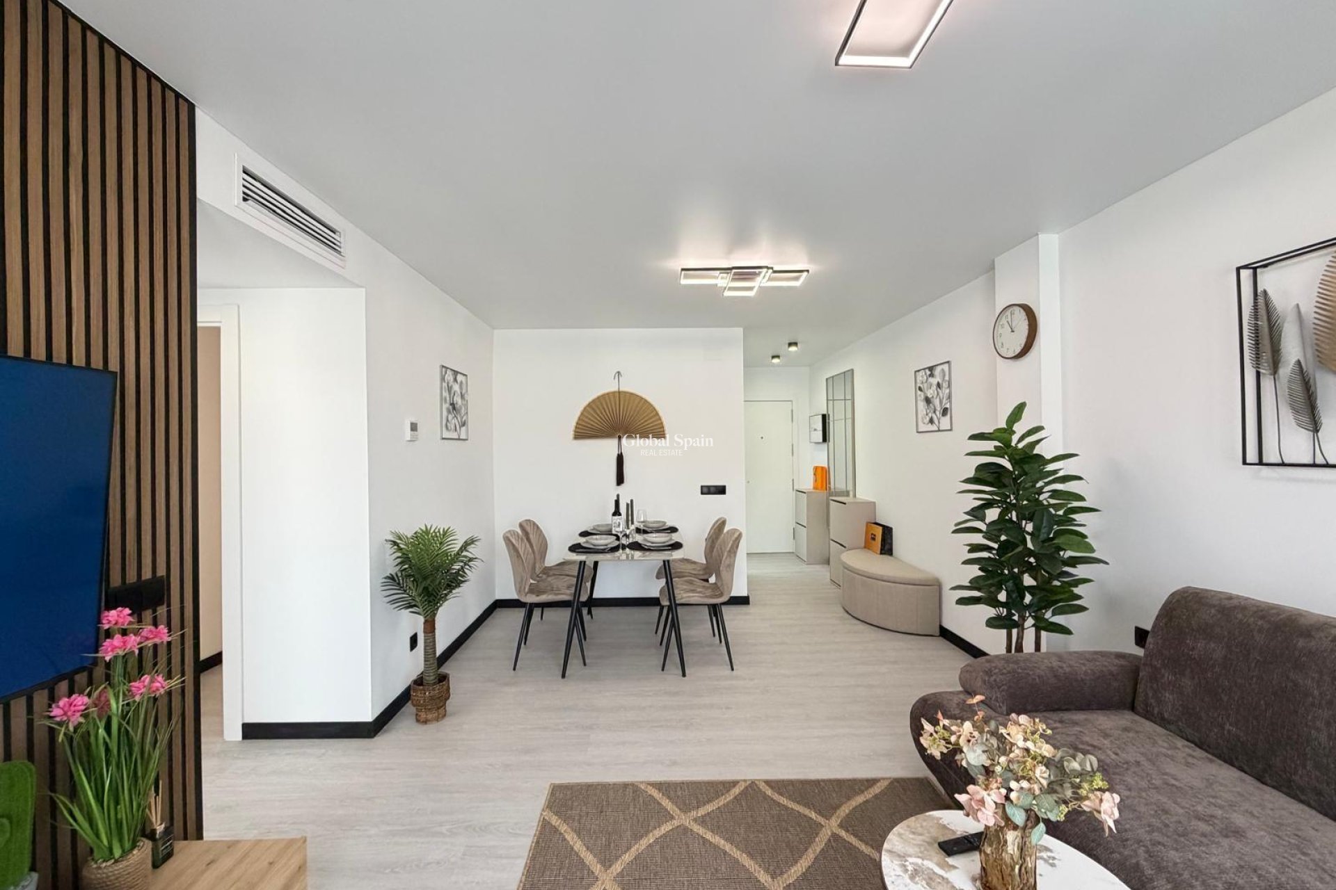 Wiederverkauf - WOHNUNG -
TORREVIEJA - Playa del Cura