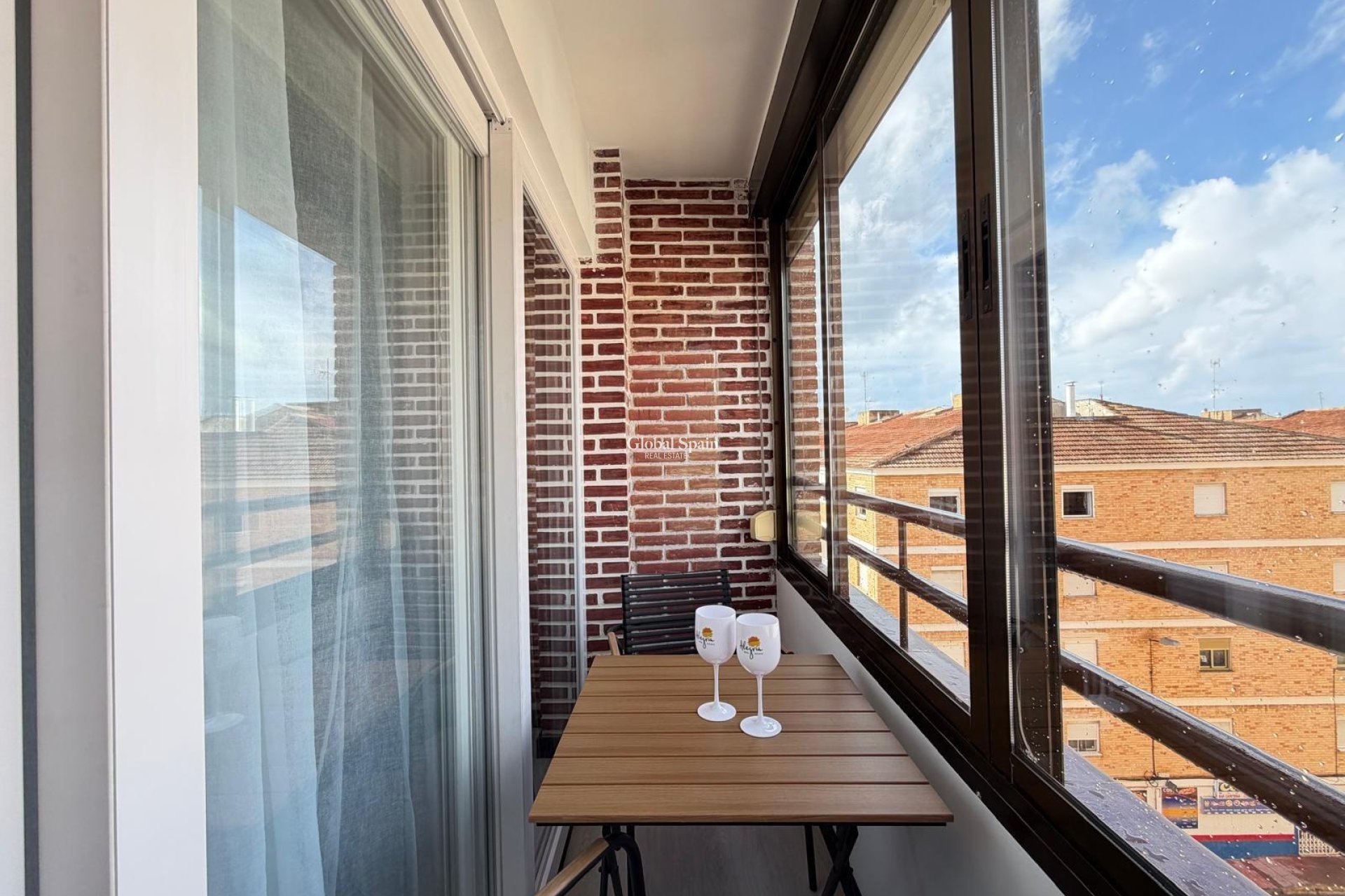 Wiederverkauf - WOHNUNG -
TORREVIEJA - Playa del Cura