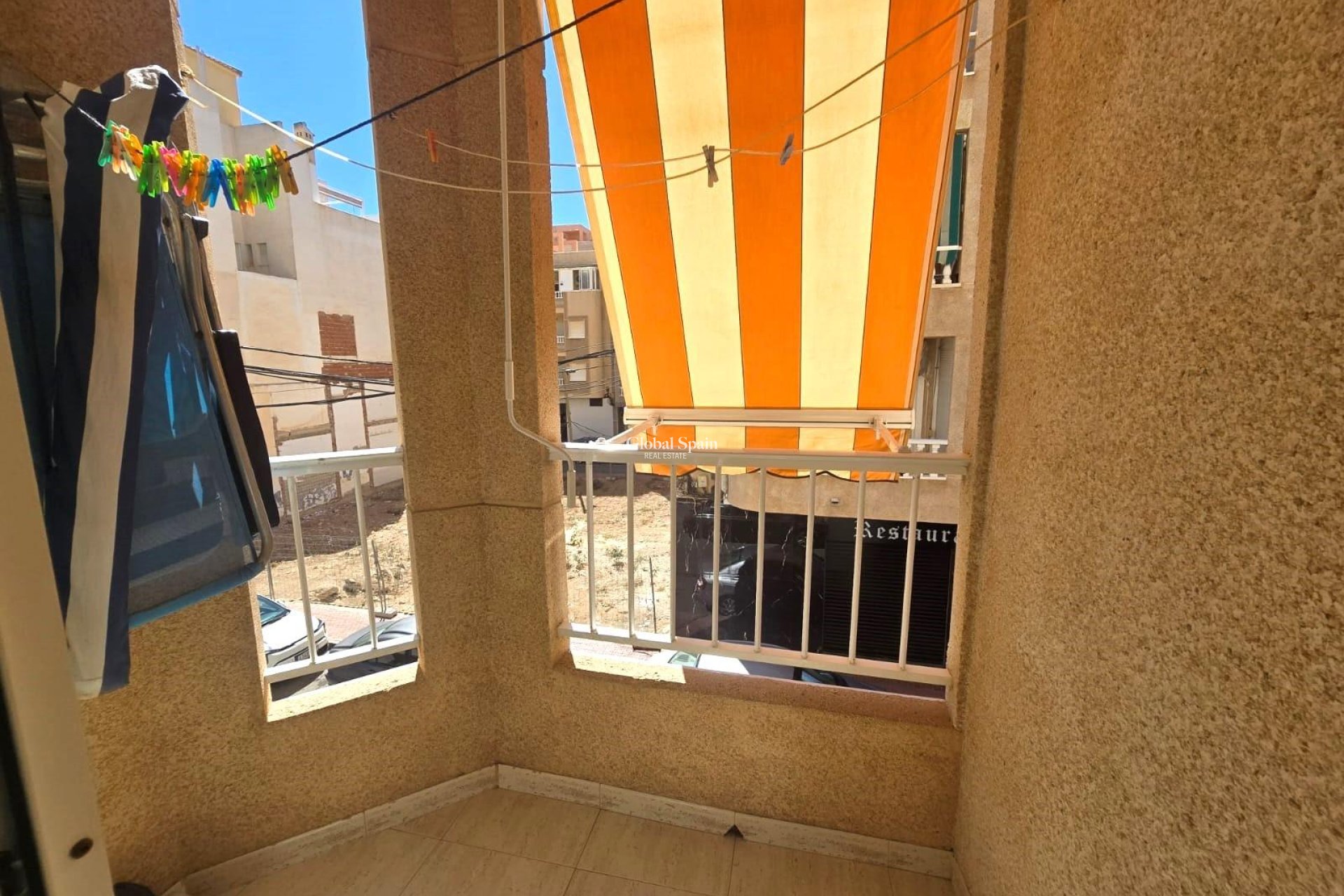 Wiederverkauf - WOHNUNG -
TORREVIEJA - Playa del Cura