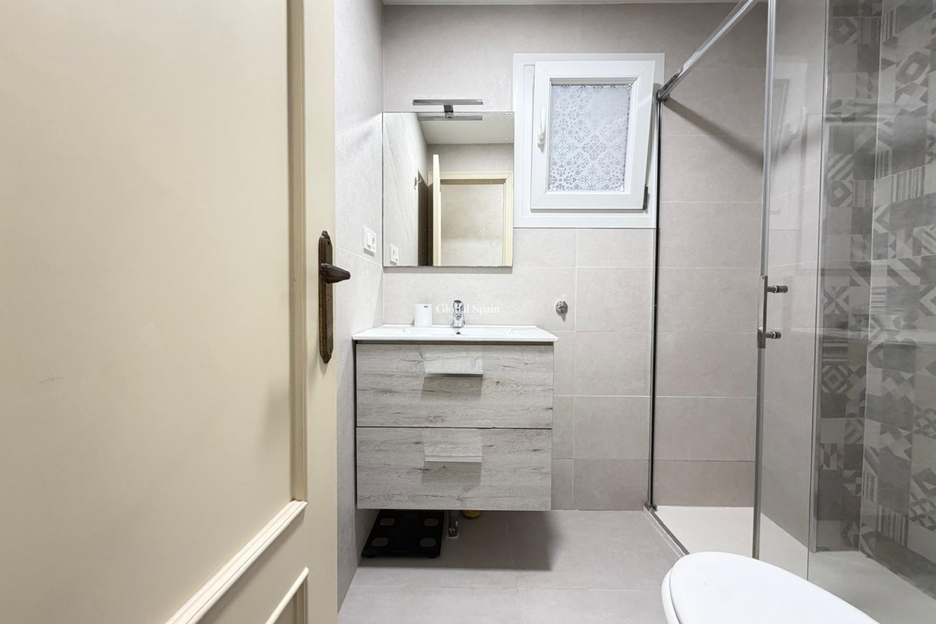 Wiederverkauf - WOHNUNG -
TORREVIEJA - Playa del Cura