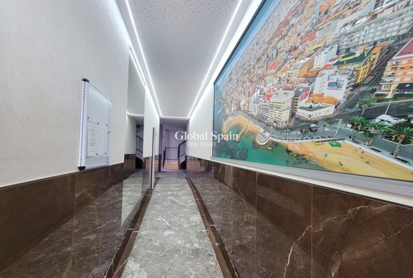 Wiederverkauf - WOHNUNG -
TORREVIEJA - Playa del Cura