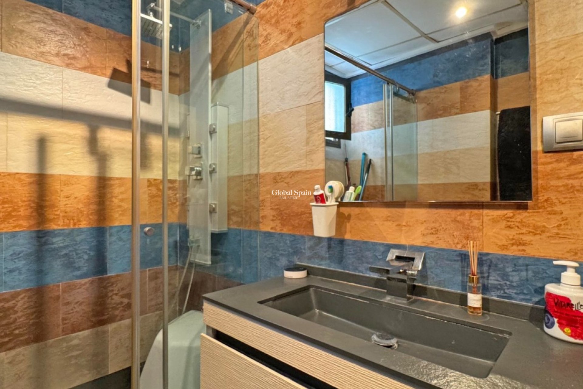 Wiederverkauf - Wohnung -
TORREVIEJA - Playa del Cura