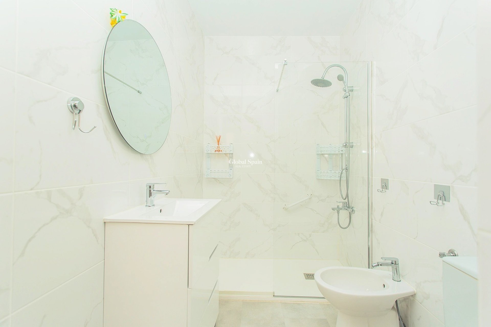 Wiederverkauf - Wohnung -
TORREVIEJA - Playa del cura