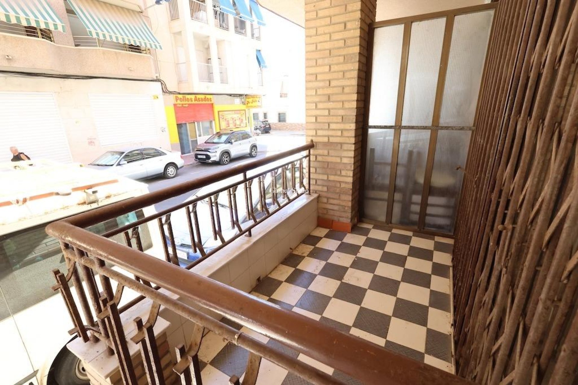 Wiederverkauf - Wohnung -
TORREVIEJA - Playa del cura