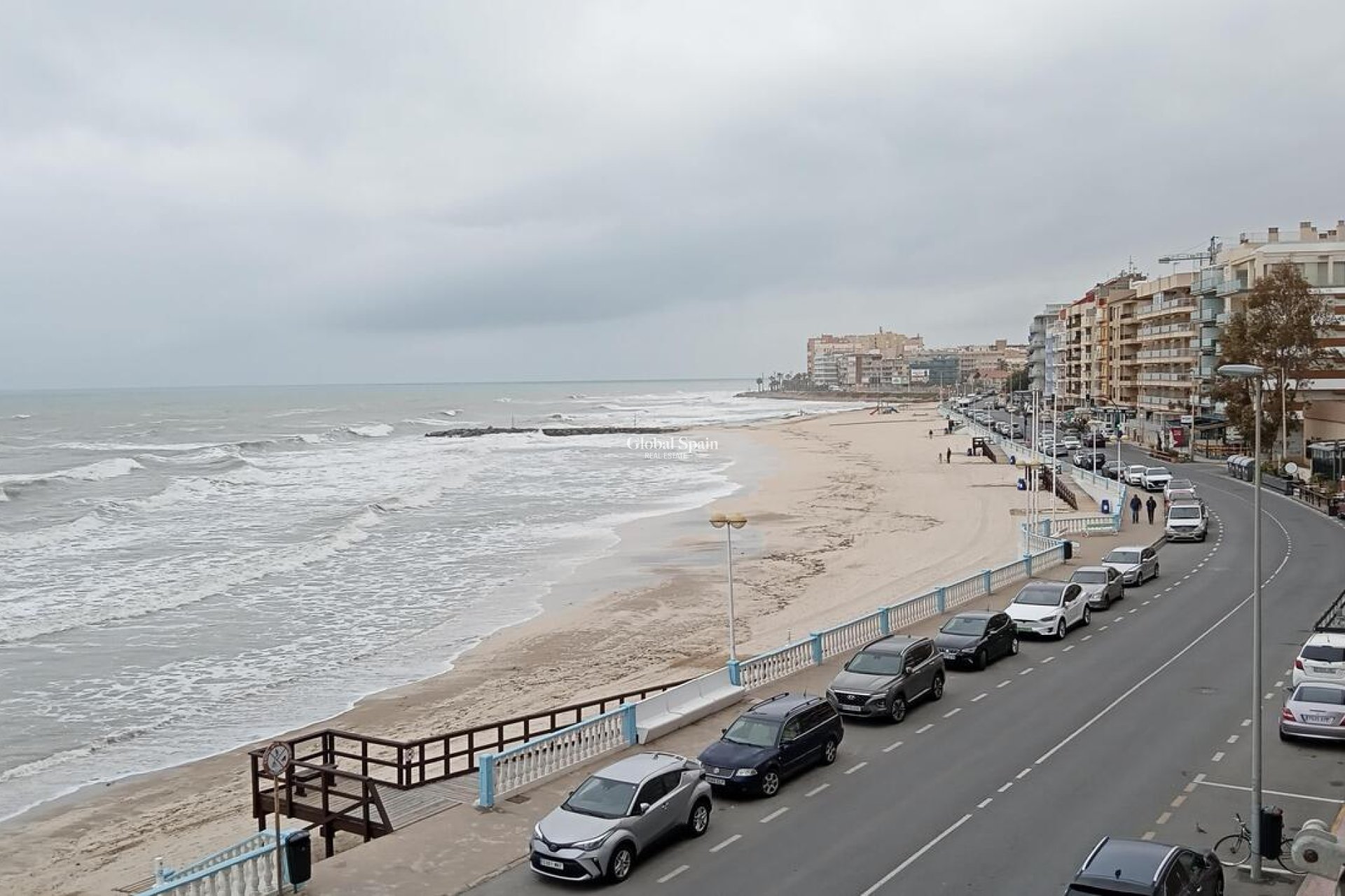 Wiederverkauf - WOHNUNG -
TORREVIEJA - PLAYA LOS LOCOS