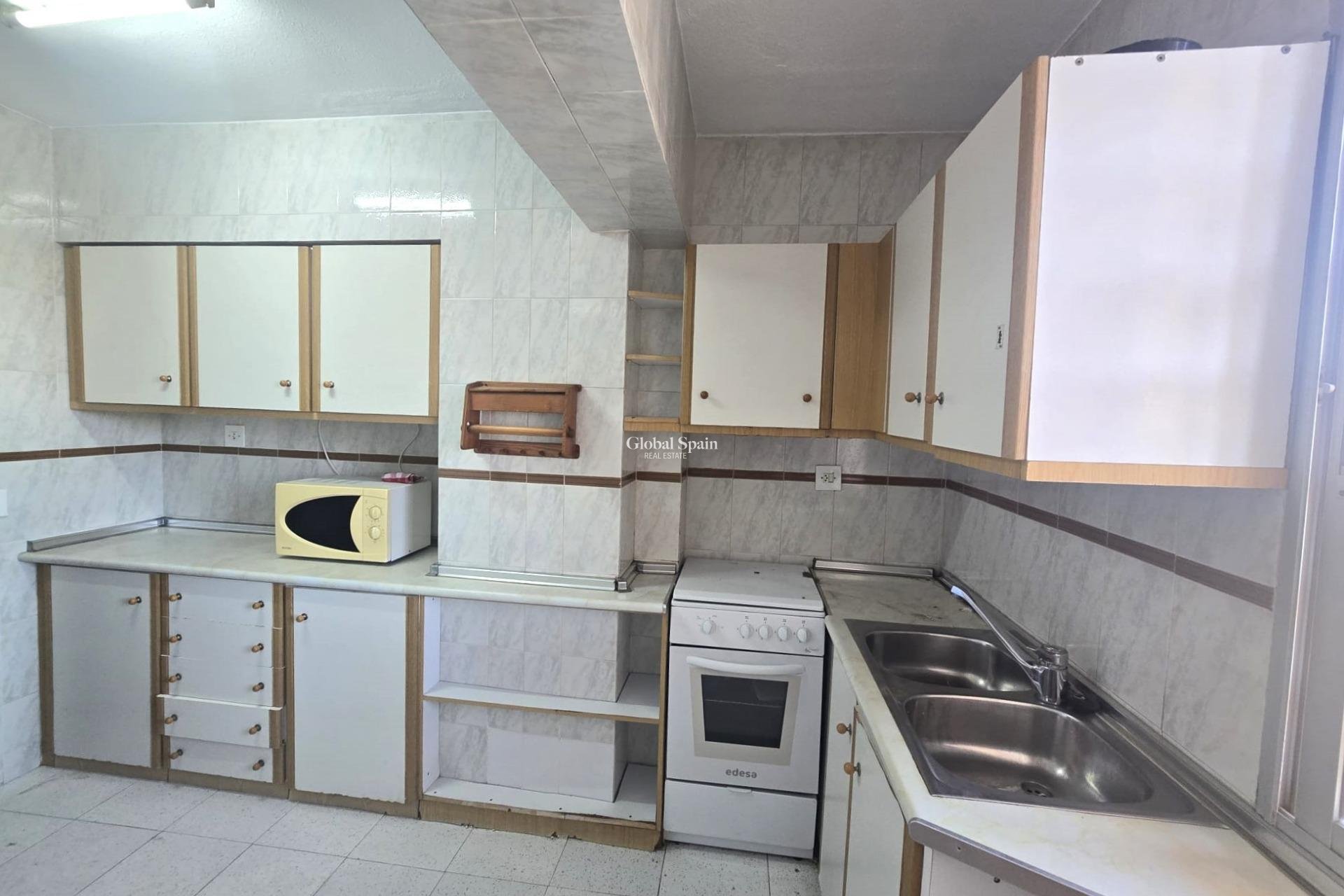 Wiederverkauf - WOHNUNG -
TORREVIEJA - Puerto Deportivo Marina Salinas