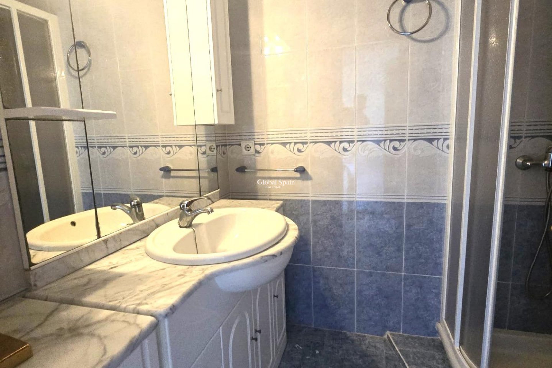 Wiederverkauf - WOHNUNG -
TORREVIEJA - Puerto Deportivo Marina Salinas