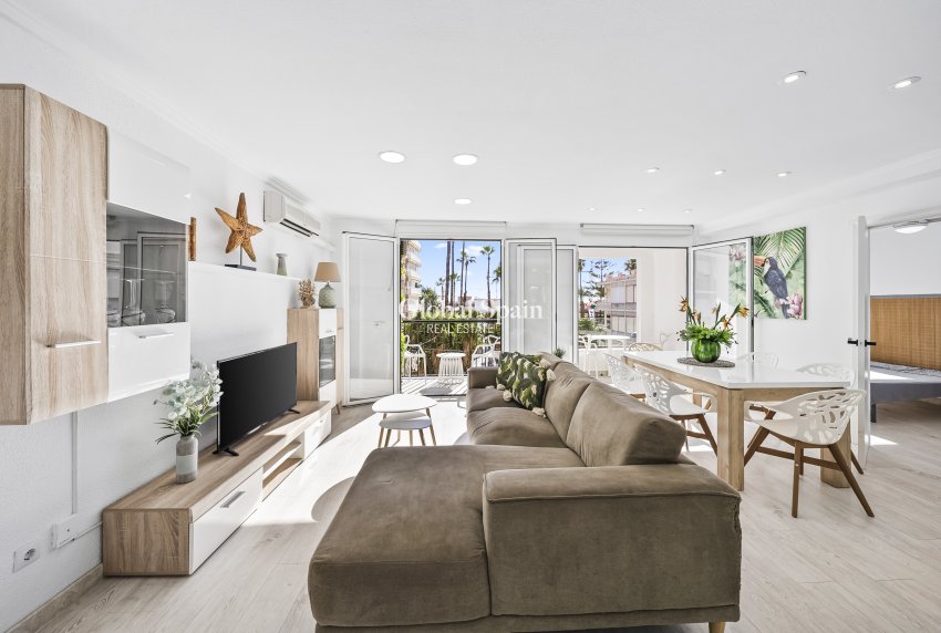 Wiederverkauf - Wohnung -
TORREVIEJA - Puerto