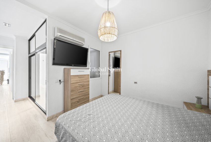 Wiederverkauf - Wohnung -
TORREVIEJA - Puerto