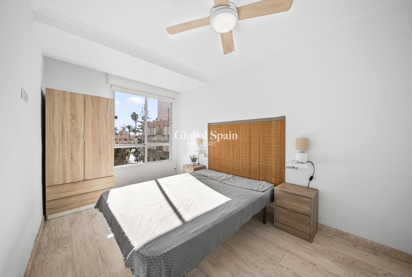 Wiederverkauf - WOHNUNG -
TORREVIEJA - Puerto