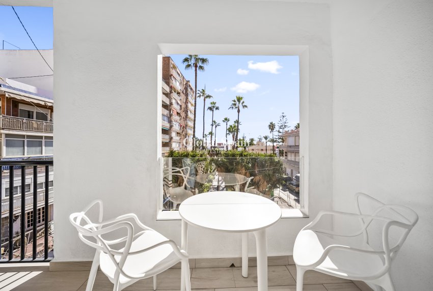 Wiederverkauf - WOHNUNG -
TORREVIEJA - Puerto