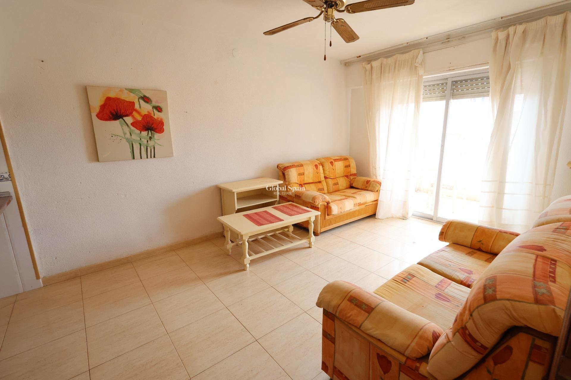 Wiederverkauf - Wohnung -
TORREVIEJA - Punta prima