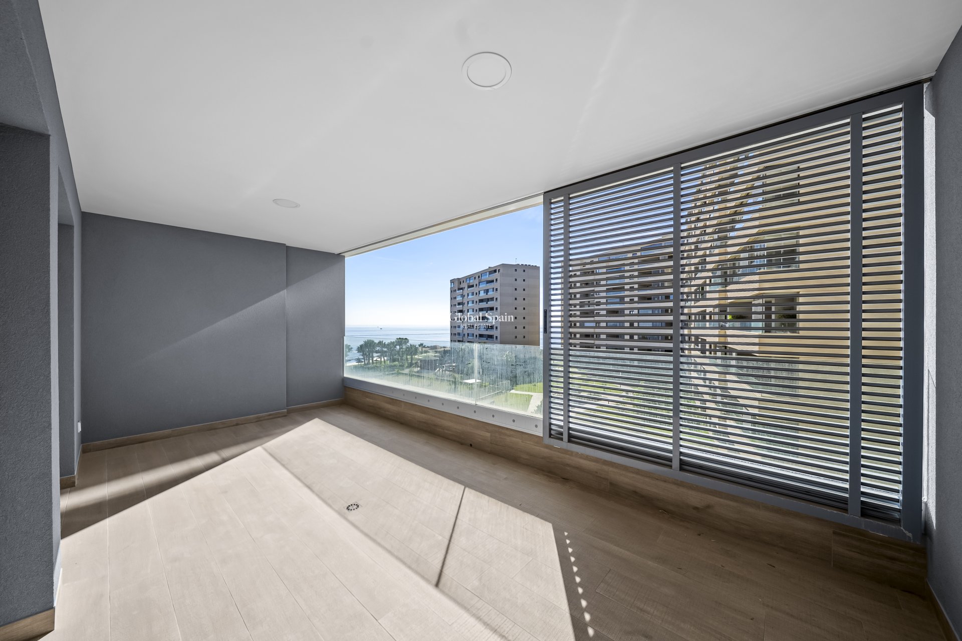 Wiederverkauf - Wohnung -
TORREVIEJA - Punta prima