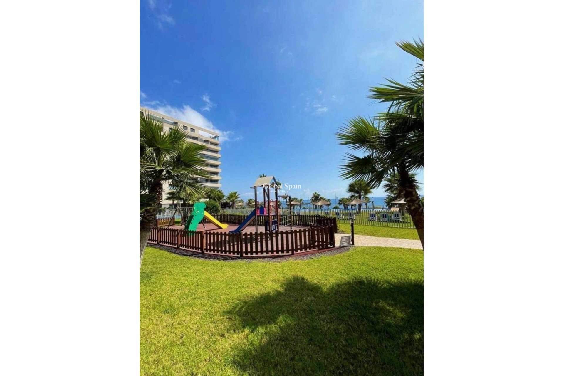 Wiederverkauf - Wohnung -
TORREVIEJA - Punta Prima