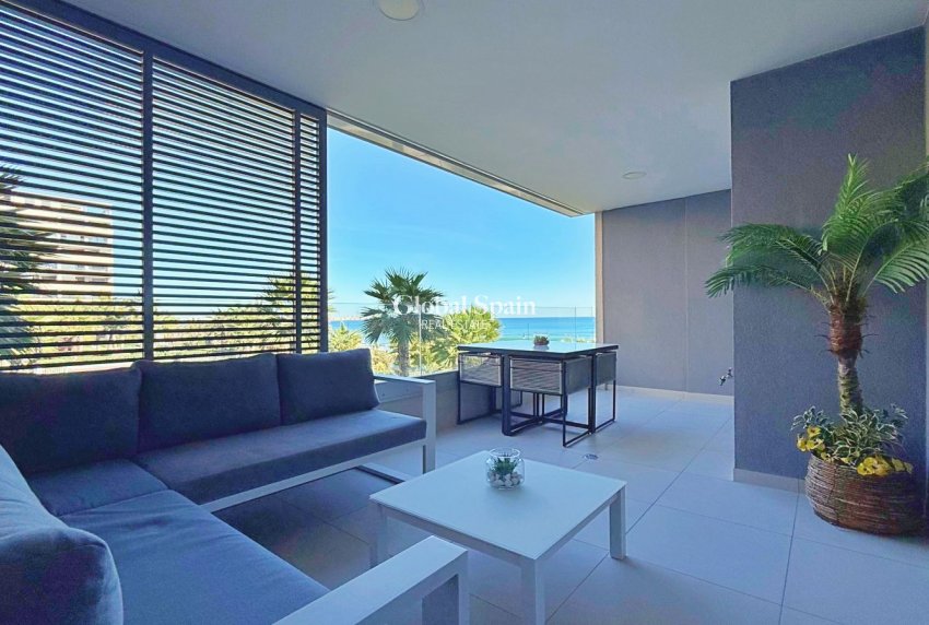 Wiederverkauf - Wohnung -
TORREVIEJA - Punta Prima