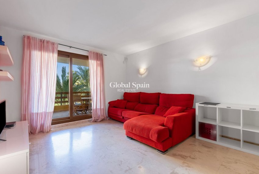 Wiederverkauf - WOHNUNG -
TORREVIEJA - Punta Prima