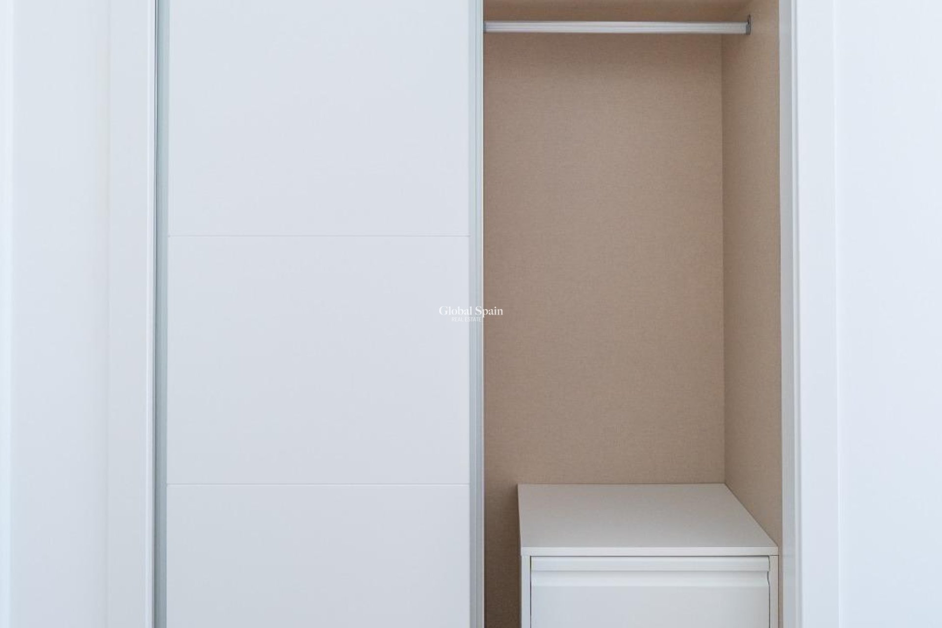 Wiederverkauf - WOHNUNG -
TORREVIEJA - Punta Prima