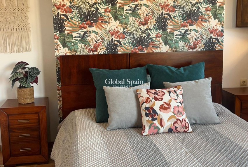 Wiederverkauf - WOHNUNG -
TORREVIEJA - Punta Prima