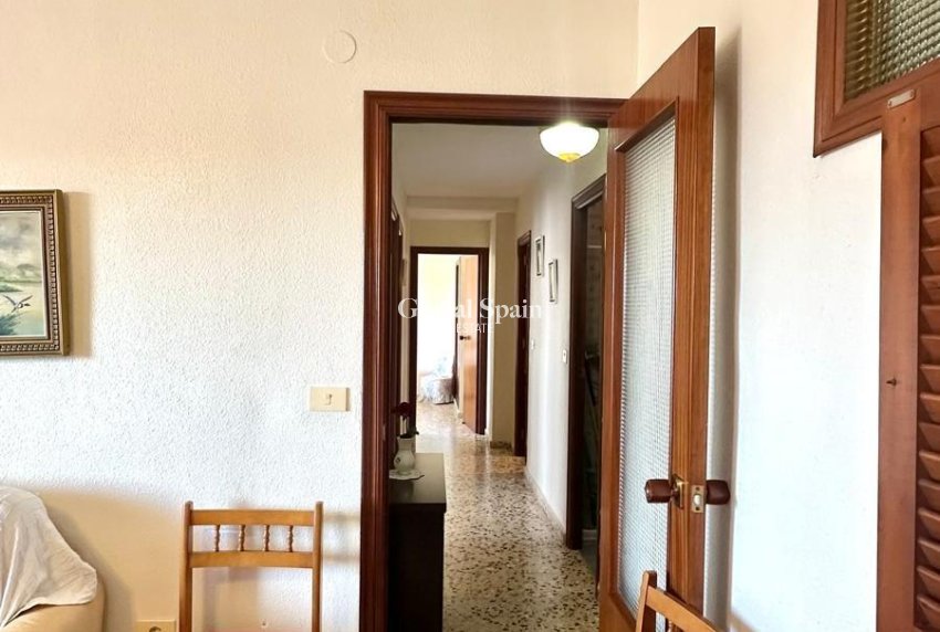 Wiederverkauf - WOHNUNG -
TORREVIEJA - Punta Prima