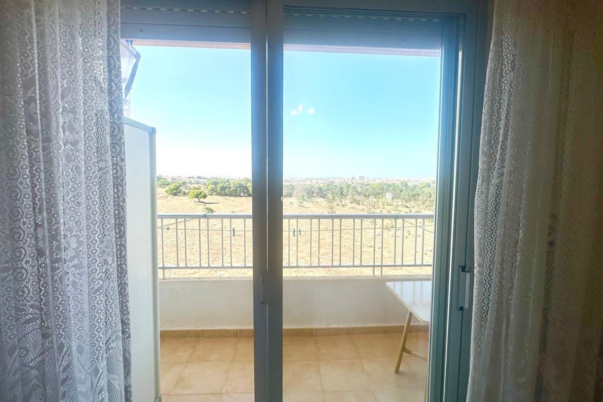 Wiederverkauf - WOHNUNG -
TORREVIEJA - Punta Prima