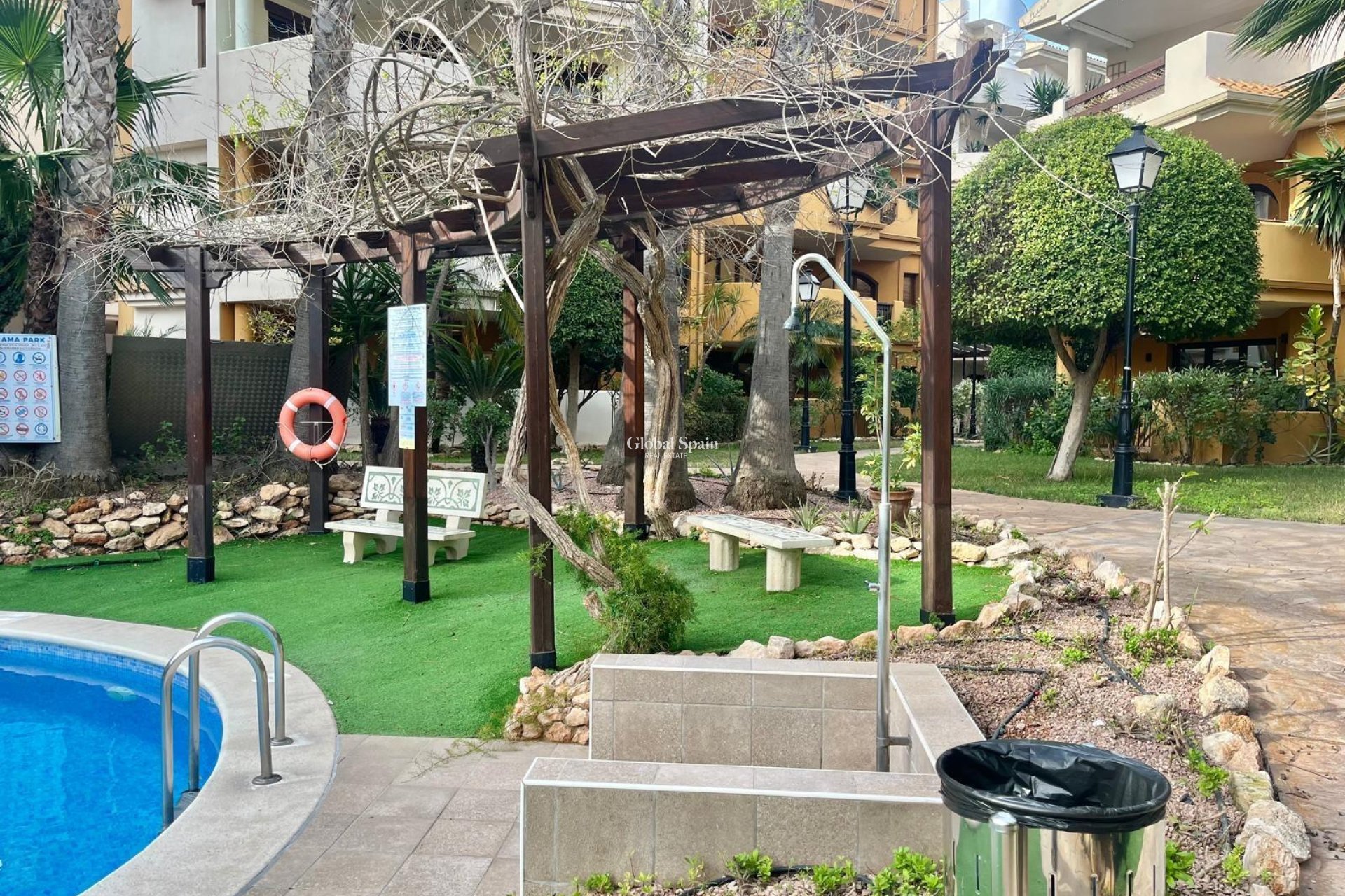 Wiederverkauf - WOHNUNG -
TORREVIEJA - Punta Prima